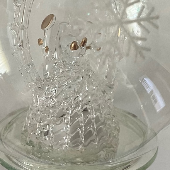 Hand blown snowflake nativity scene light up Christmas ornament table decor - Picture 6 of 9